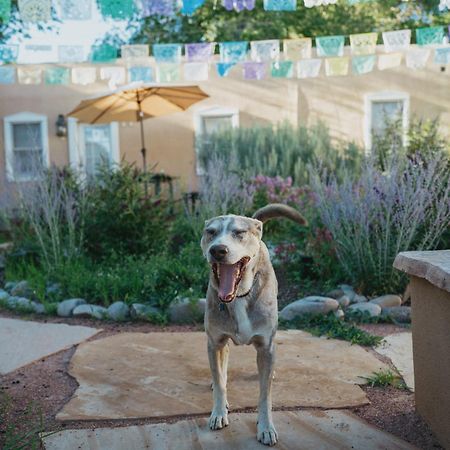 Dos Hermanas Casita 5 Downtown Courtyard Patio Santa Fe Exterior photo